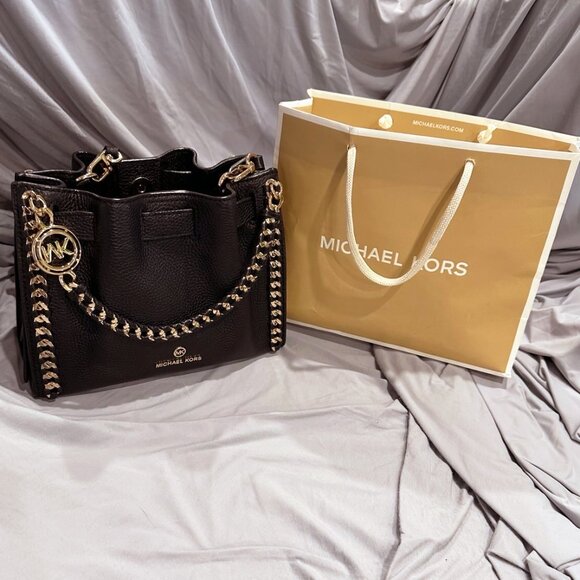 NWOT Michael Kors Mina Small Chain Crossbody Bag in Black and Gold - Picture 1 of 7
